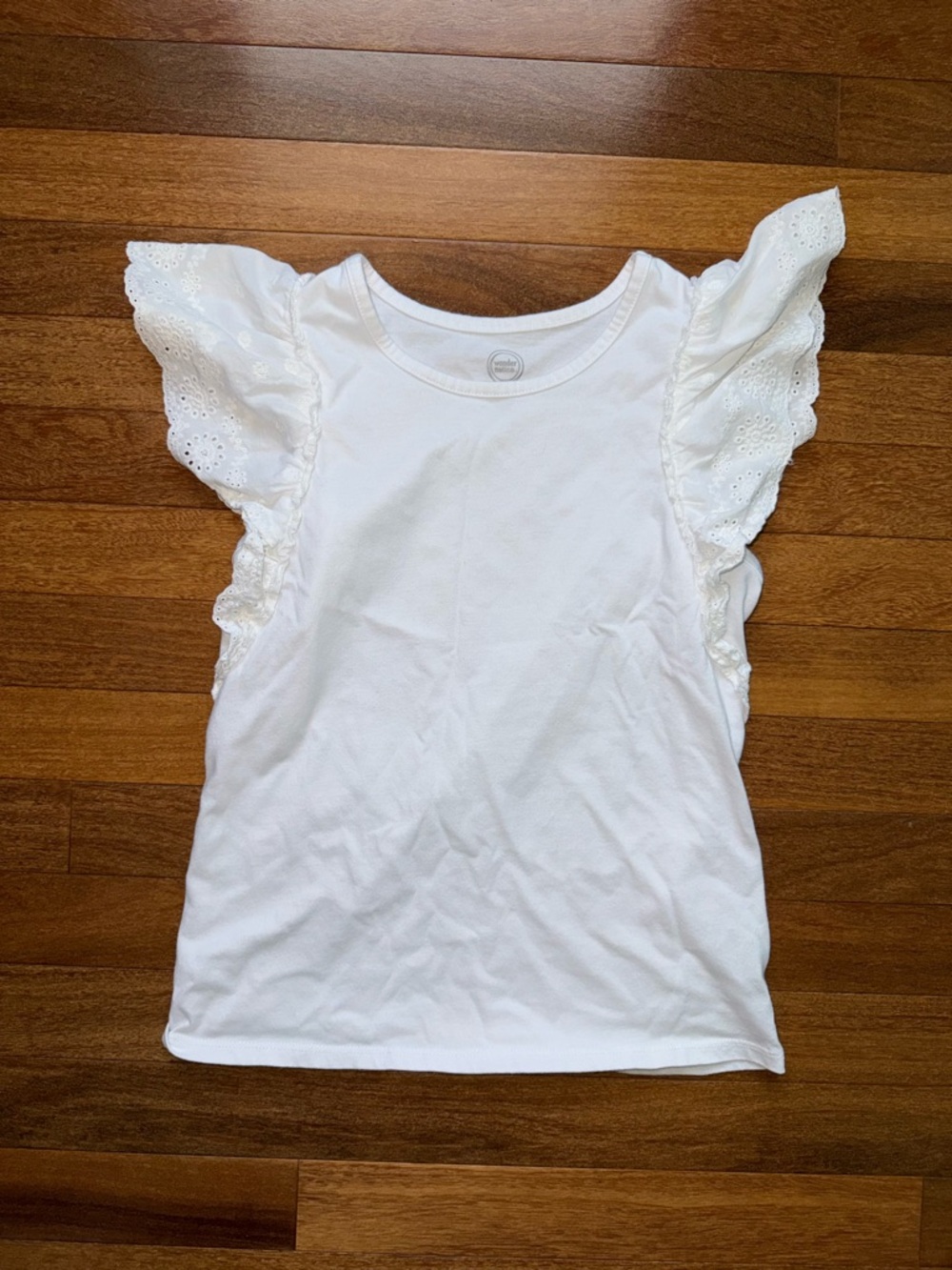 wonder nation White Eyelet Flutter Sleeve Tank